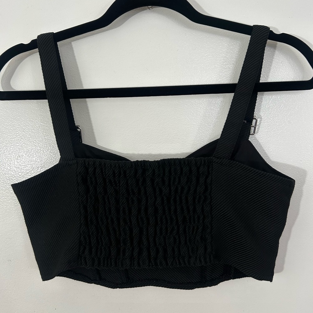 H&M Tops - Picture 4 of 9